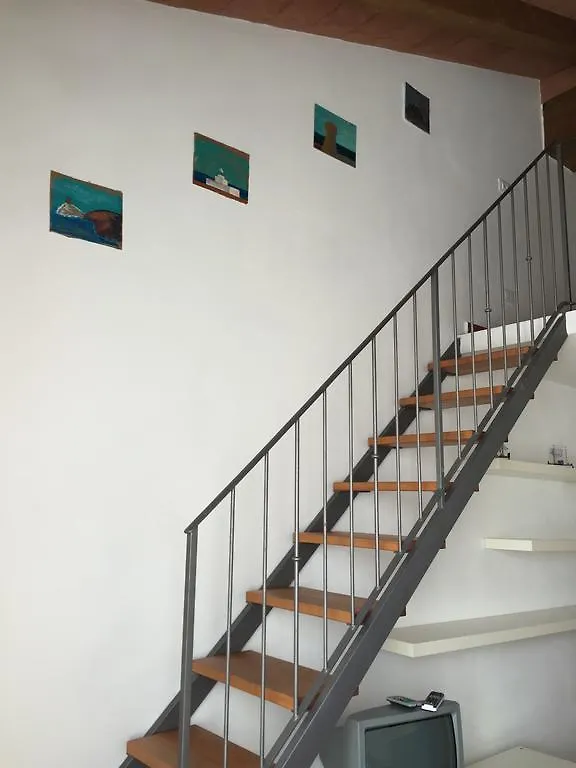 Sea View Apartment Capraia