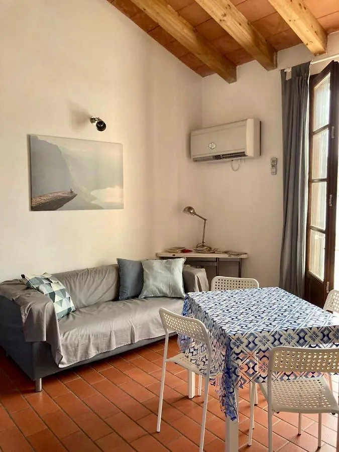 Sea View Apartment Capraia