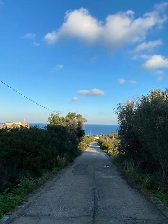 Sea View Apartment Capraia 0*,